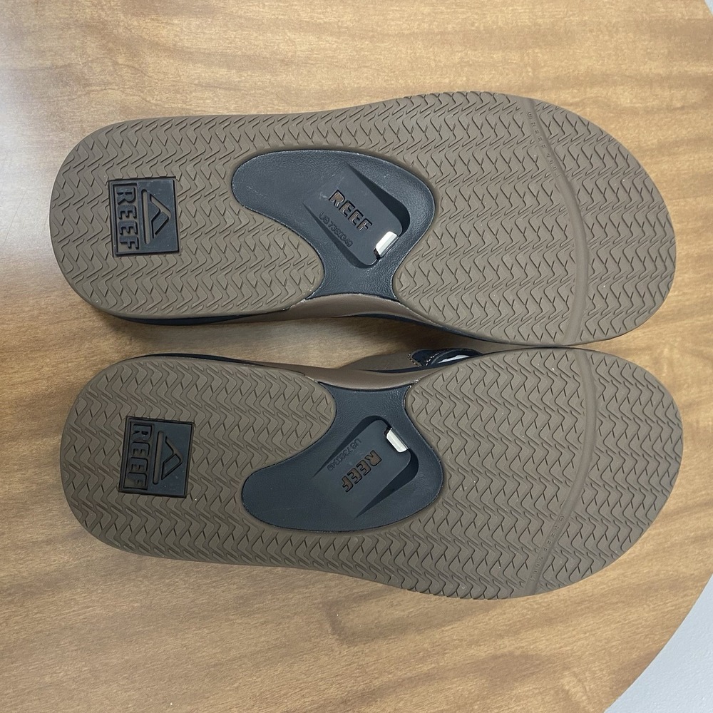 Reef Mens Sandals 2026 Fanning Mens size 8 Brown Black Flip Flop Bottle opener - Picture 3 of 4